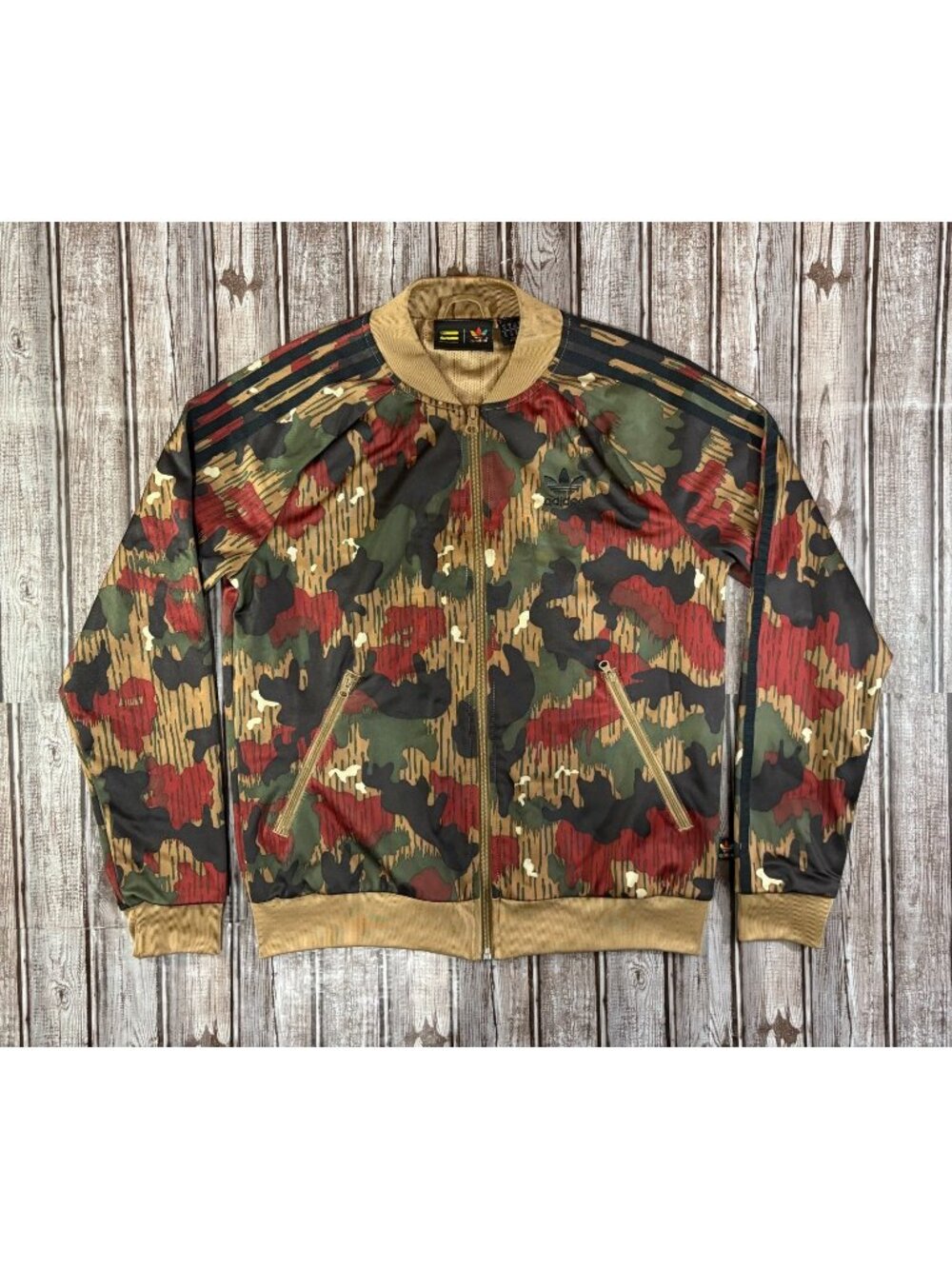 Adidas x Pharrell Williams Jacket size Small Full Zip Camo Long Sleev Hu Hiking